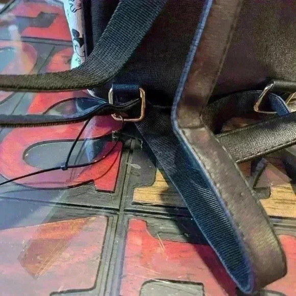 Mini Disney's Mickey Mouse Backpack - Picture 10 of 10